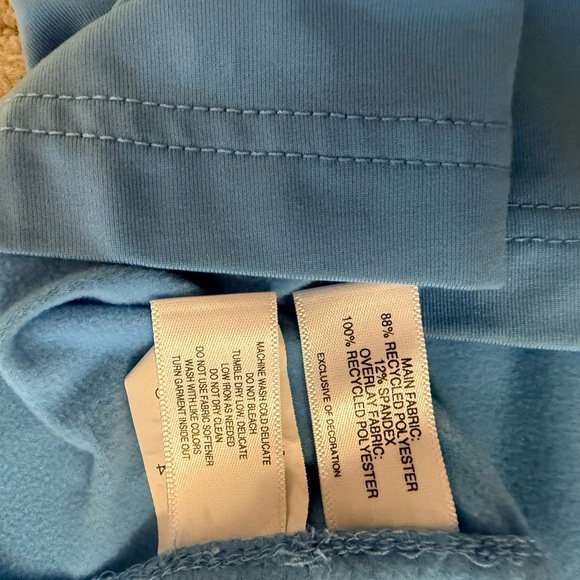 Cutter & Buck men’s L worn once Blue and Black 3/4 pullover see desc in photos - Picture 12 of 13